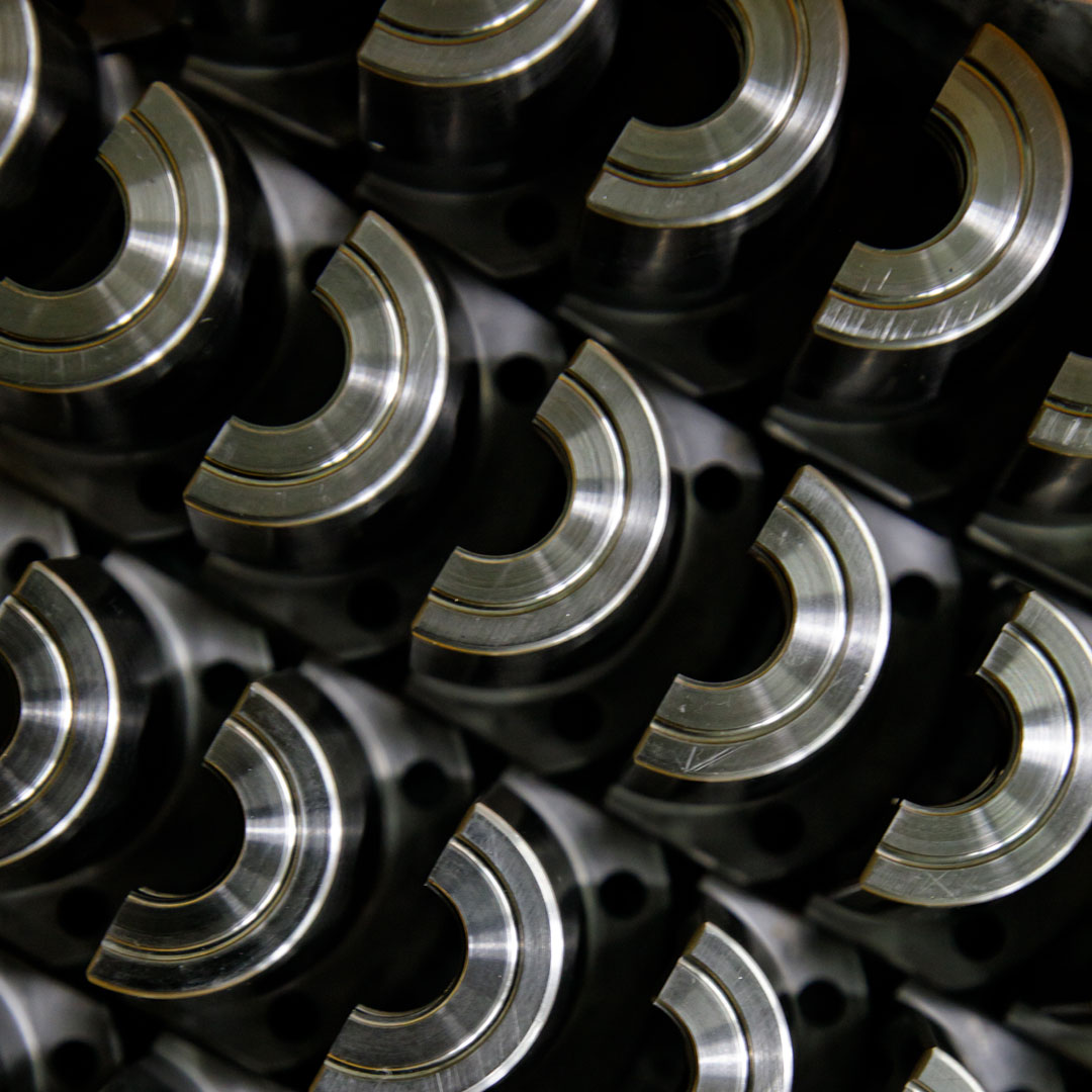 TWO STAGE INJECTION BLOW MOLD